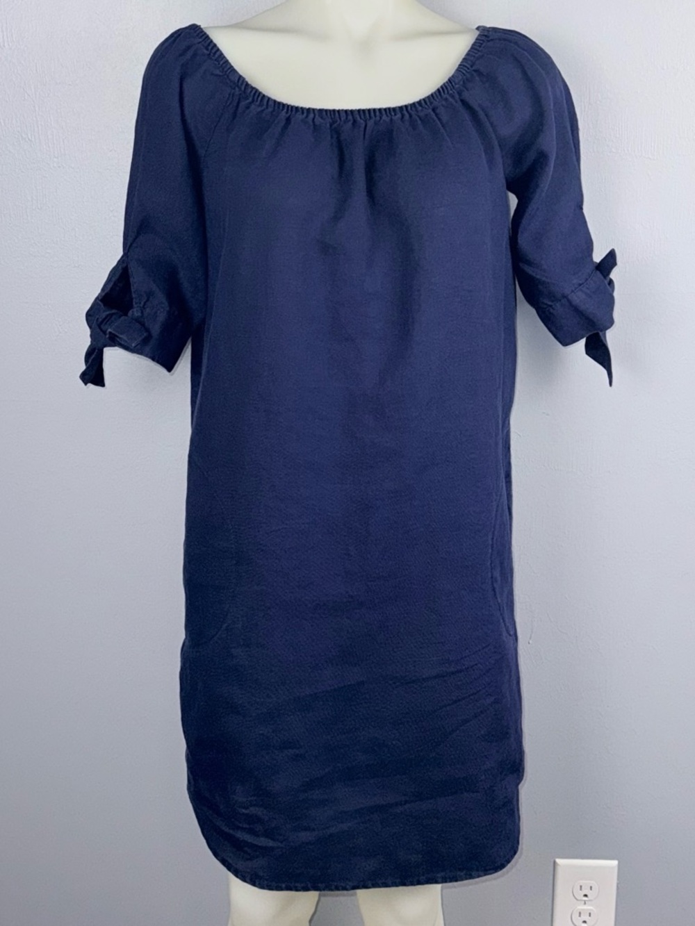 Paraphrase Dress Women’s S Navy Blue Off the Shoulder Sheath Above Knee Linen